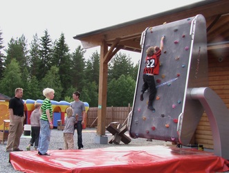 vertical rock climbing wall, machine for kids in dubai