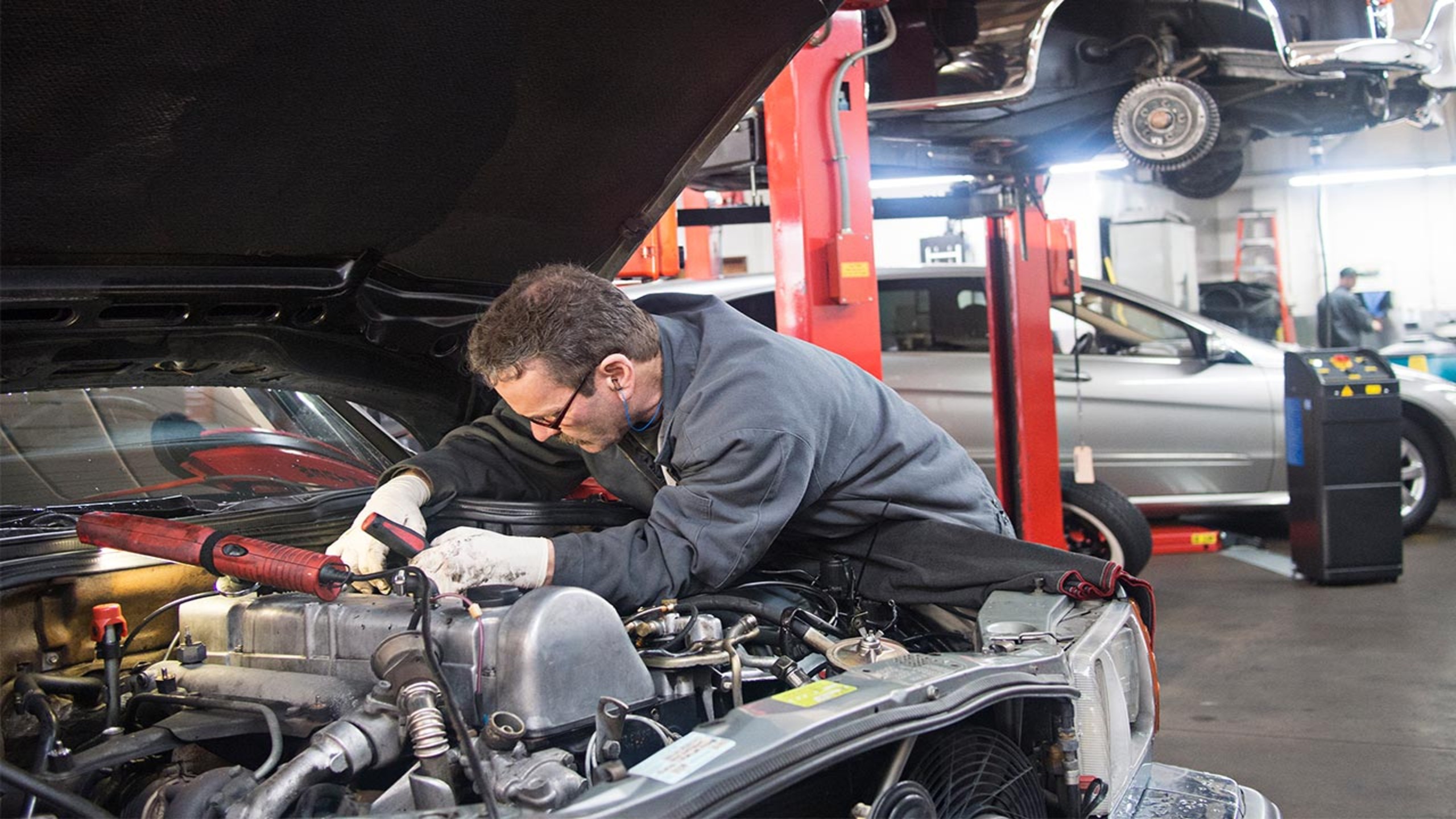 most-drivers-dont-trust-auto-repair-shops-mst (1)
