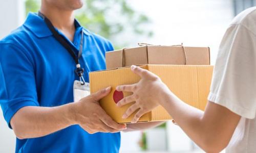 Benefits of Using Courier Services for Small Businesses