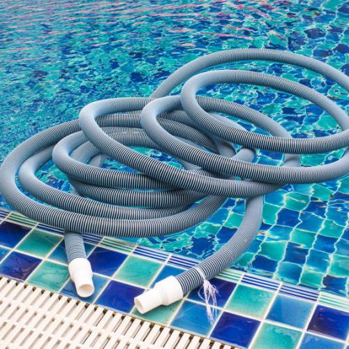 SwimmingPoolMaintenance2