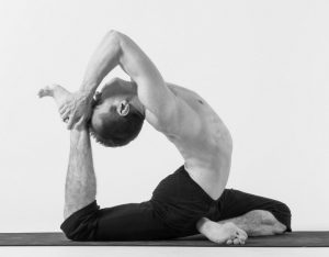 Rajakapotasana