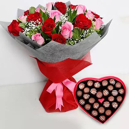 Valentine Gift 2020: Pink and Red Roses Bouquet with Heartshaped Chocolates