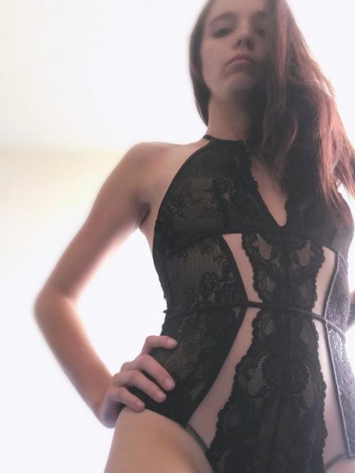 Find the Sexy Female Escorts Girls in Gold Coast