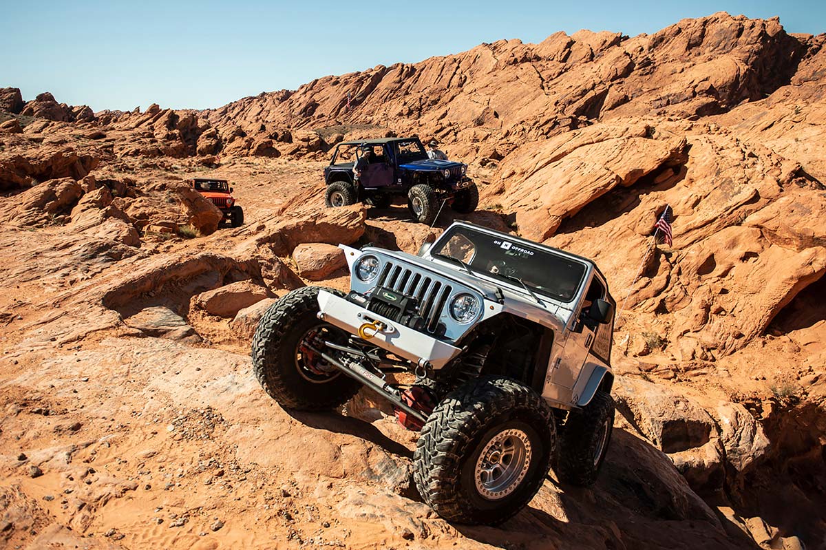 jeeps-rock-crawling-onx-offroad