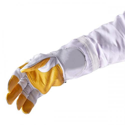 Bee gloves