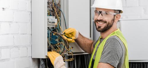 advantages-of-hiring-a-licensed-electrician