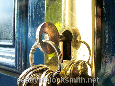 East-Lyme-commercial-locksmith