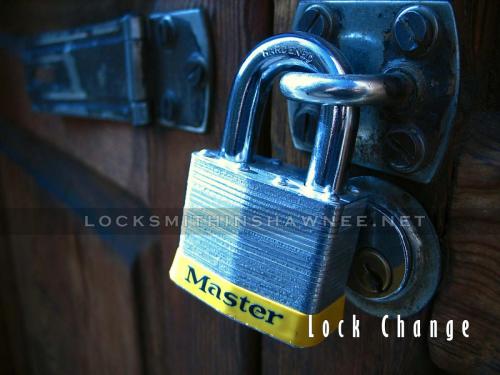 Shawnee-locksmith-lock-change