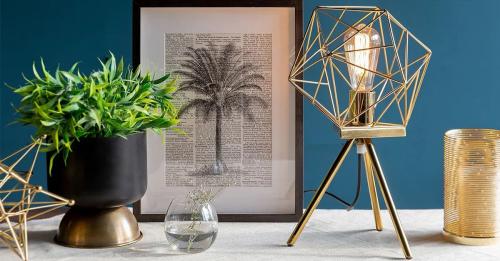 Hard-Rock-Table-Lamp