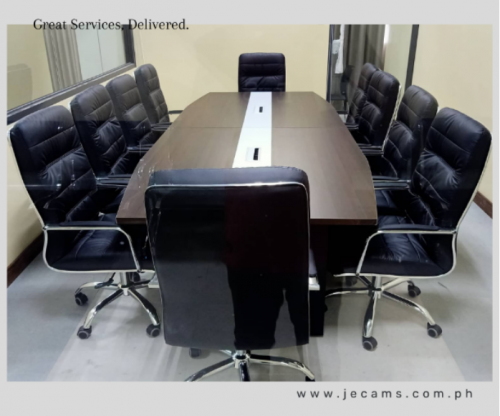 leatherette_chair_and_meeting_table