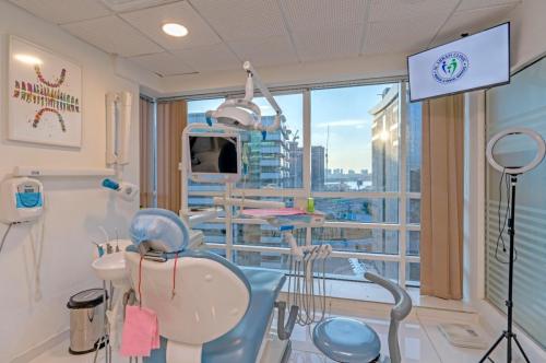 dental clinic in deira dubai orthodontics dental implant dentist in dubai opg cbct teeth cleaning (4)