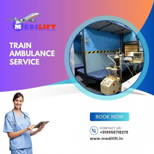 Medilift Train Ambulance in Kolkata with Better Medical Features