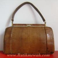 Bally Kebaya
